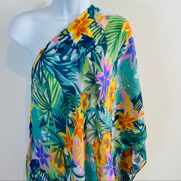 Beautiful Colorful Tropical Floral Scarf - Picture 6 of 10